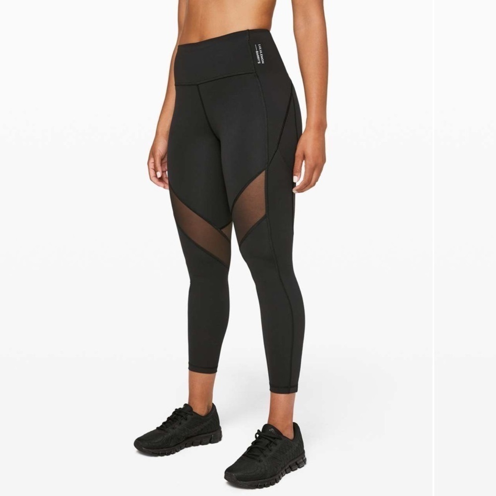 Lululemon Stronger As One High Rise 25” Black Mesh Size 4